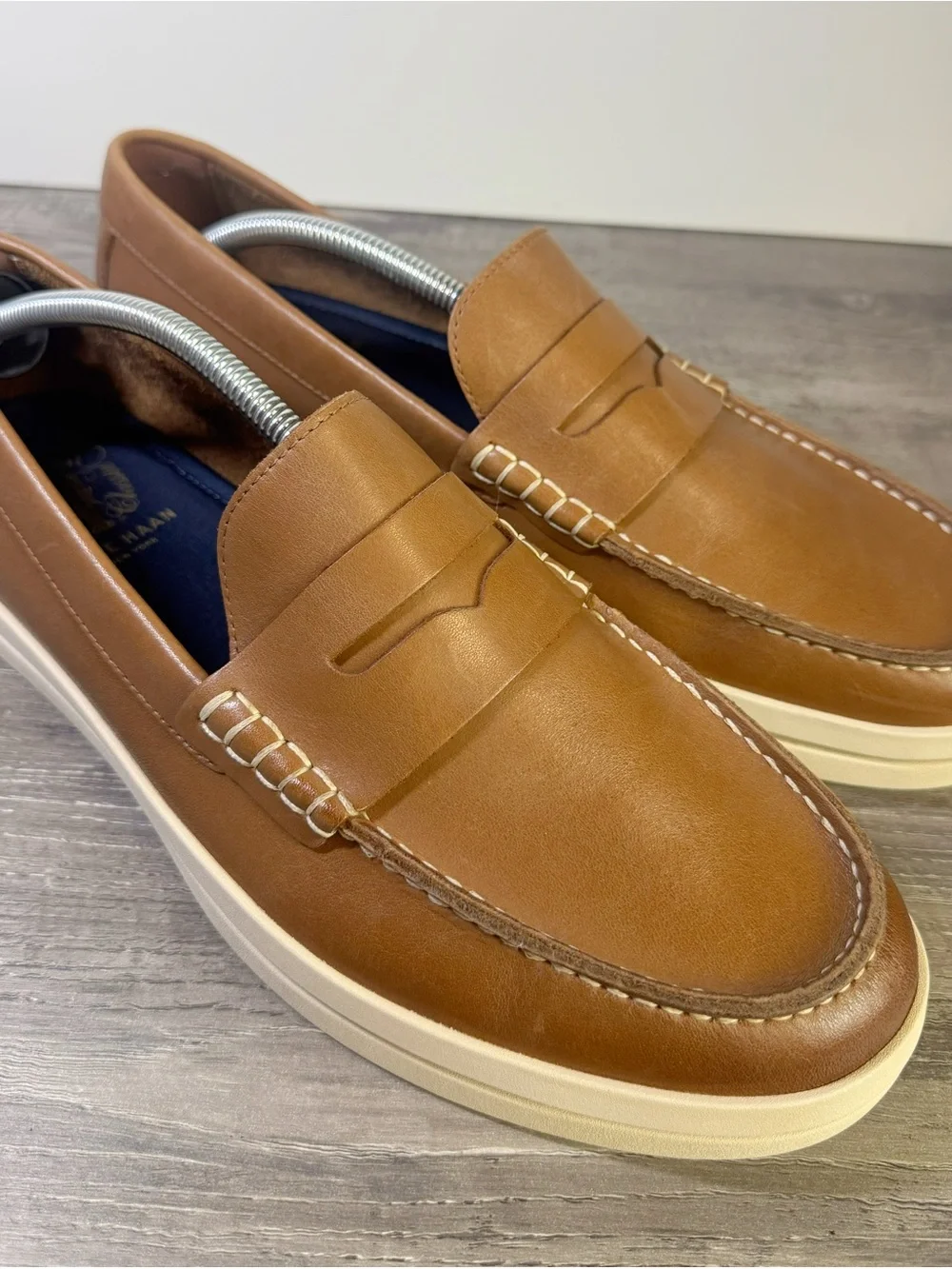 Cole Haan Pinch Long Weekender Penny Loafers British Tan size 13 IMMACULATE